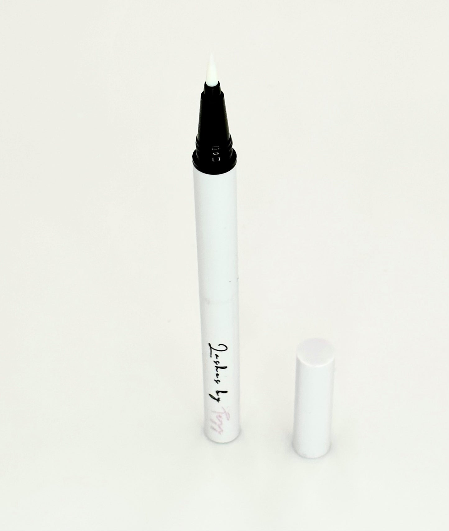 Magic Eyeliner Lash Glue by Lashes by Tayy